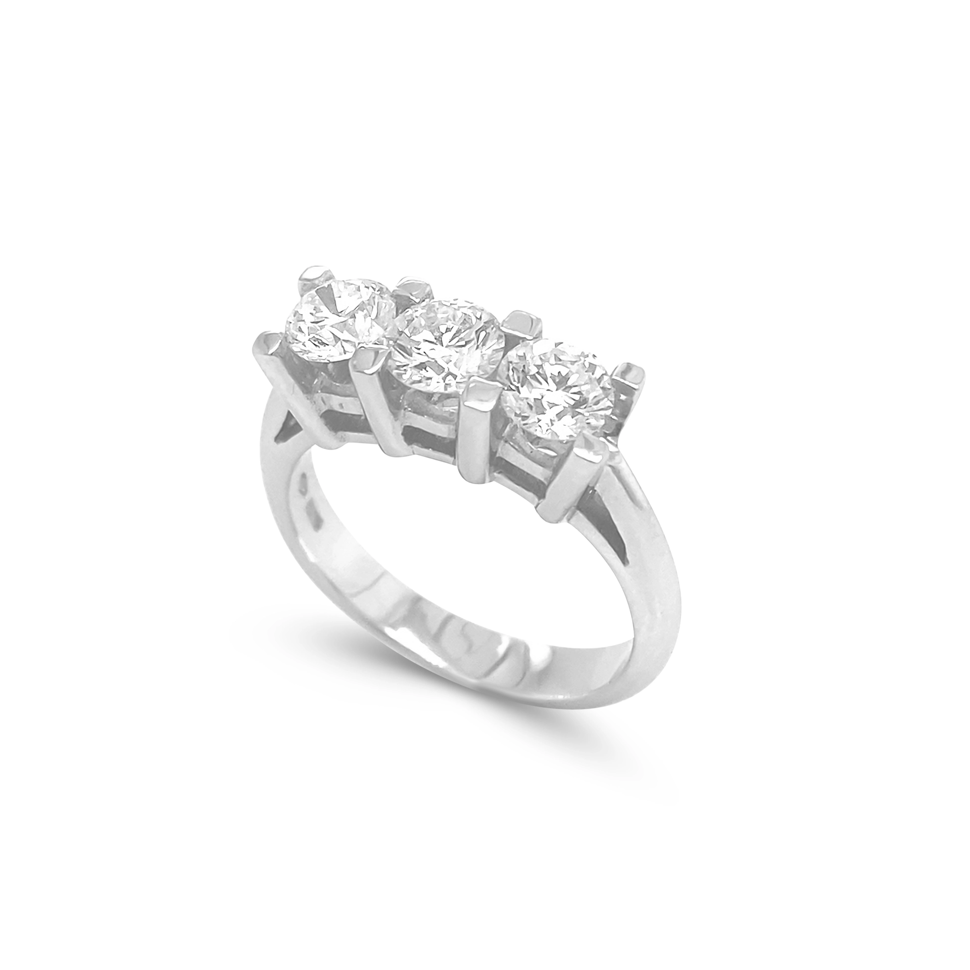 3 stone ring 