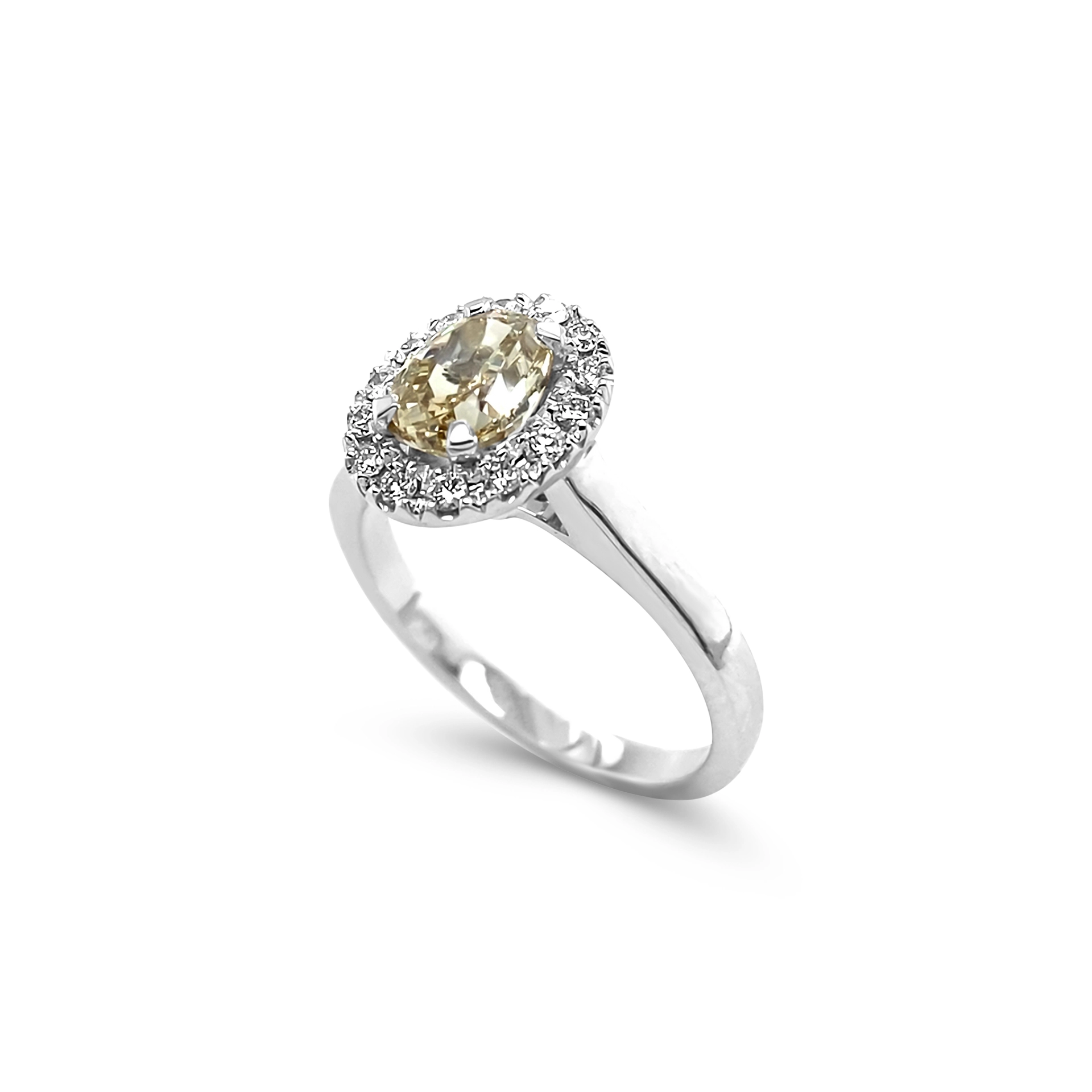 Fancy yellow diamond ring